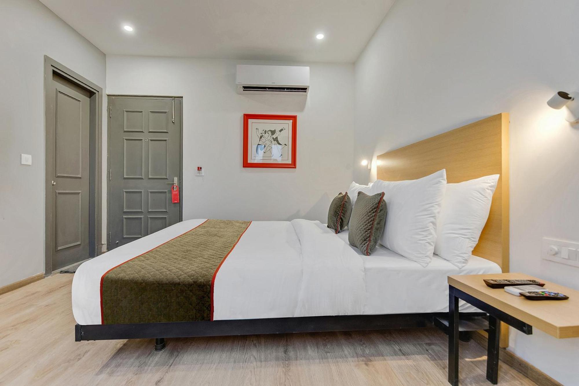 נוידה Townhouse Sector 49 Near Logix City Centre מראה חיצוני תמונה