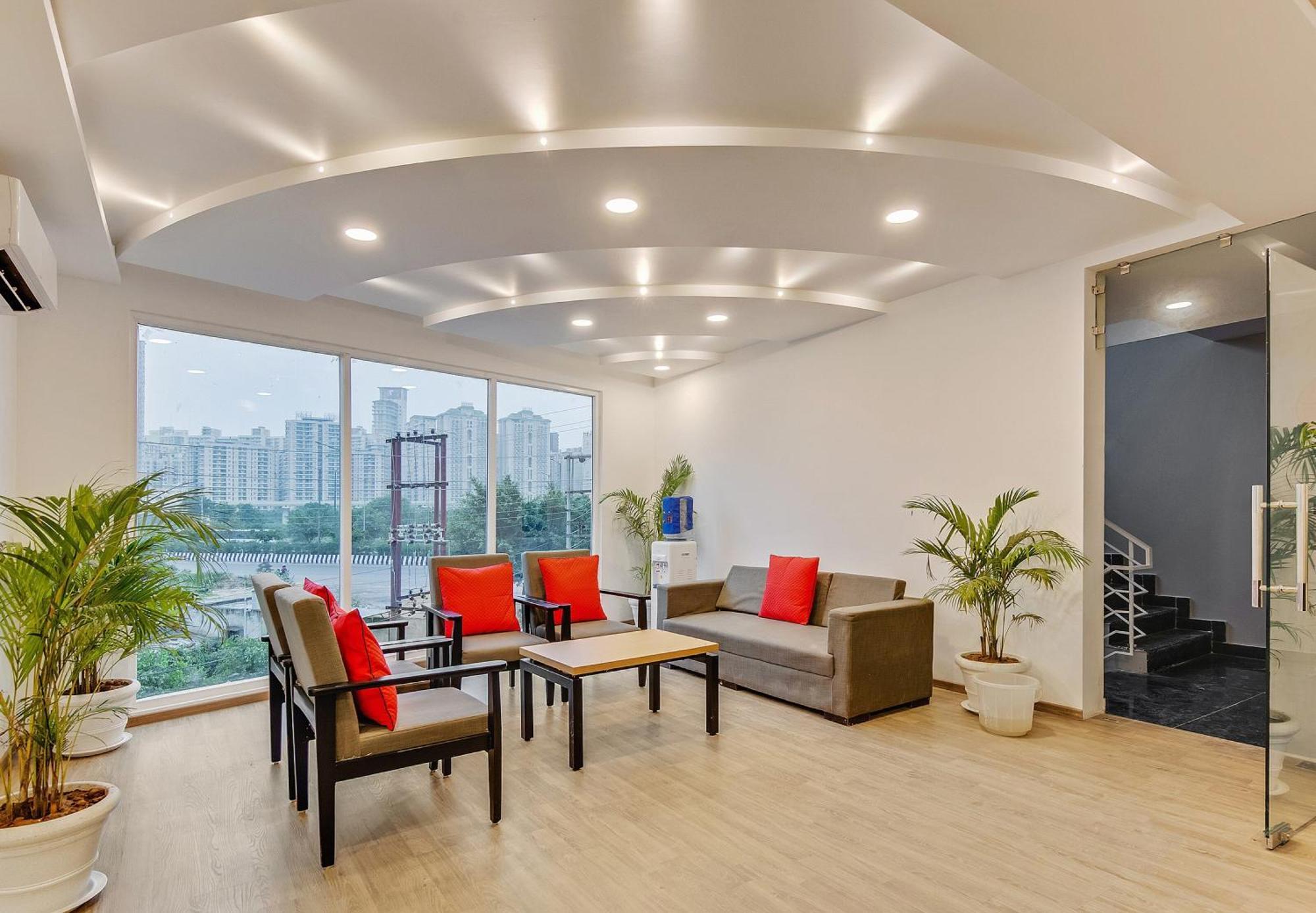 נוידה Townhouse Sector 49 Near Logix City Centre מראה חיצוני תמונה